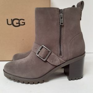 UGG Fern Boots Sz 9